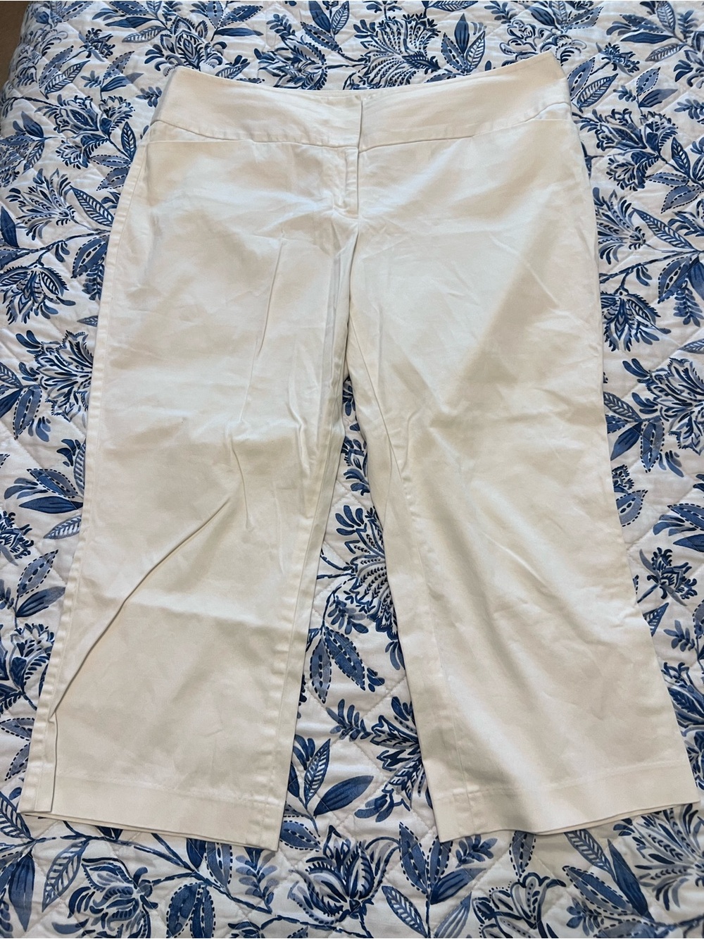 Express White Cropped Straight-Leg Pants